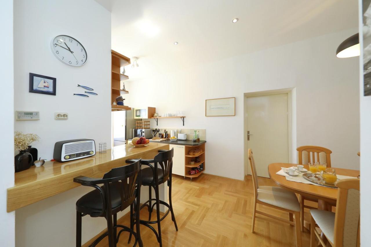 Lovely Rita'S Sibenik - Apartment City Center With Central Heating Exterior foto